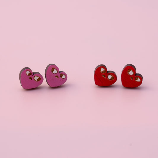 Side Eye Heart Studs - MUKA